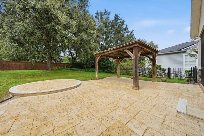 Building Photo - 11916 Camden Park Dr