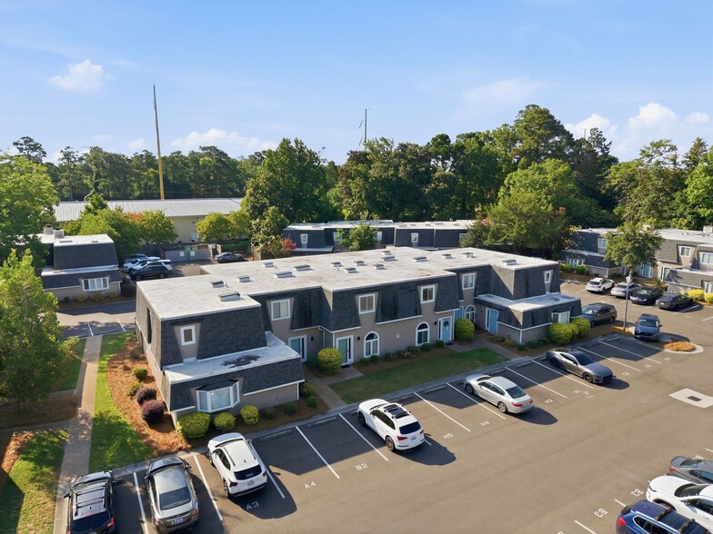 Building Photo - 6328 Wrightsville Ave