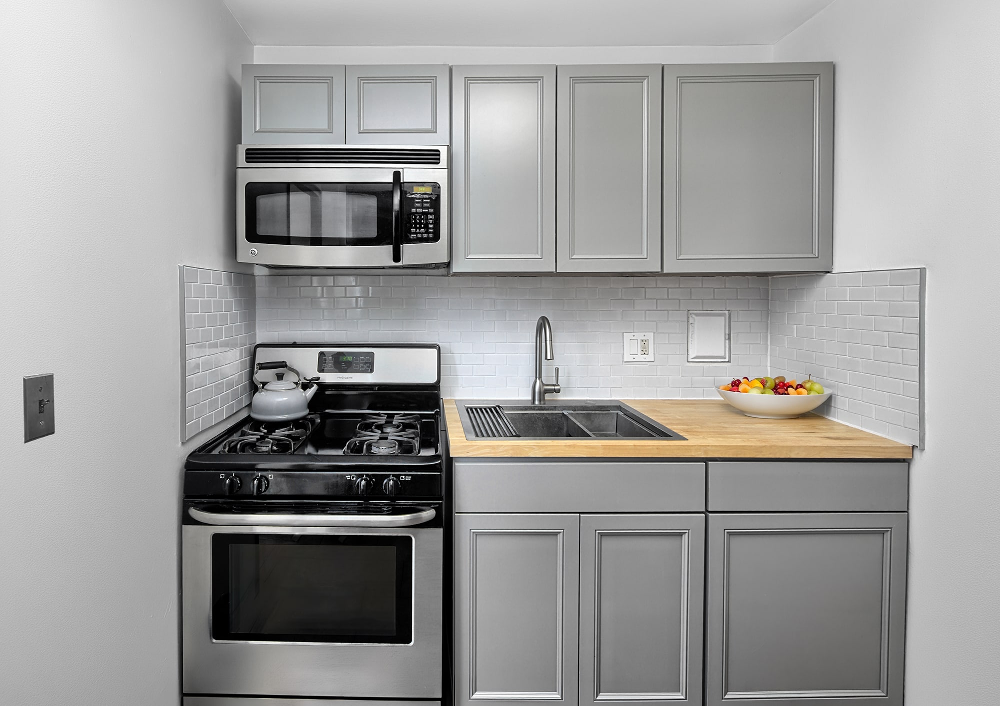 Building Photo - 6515 Boulevard E