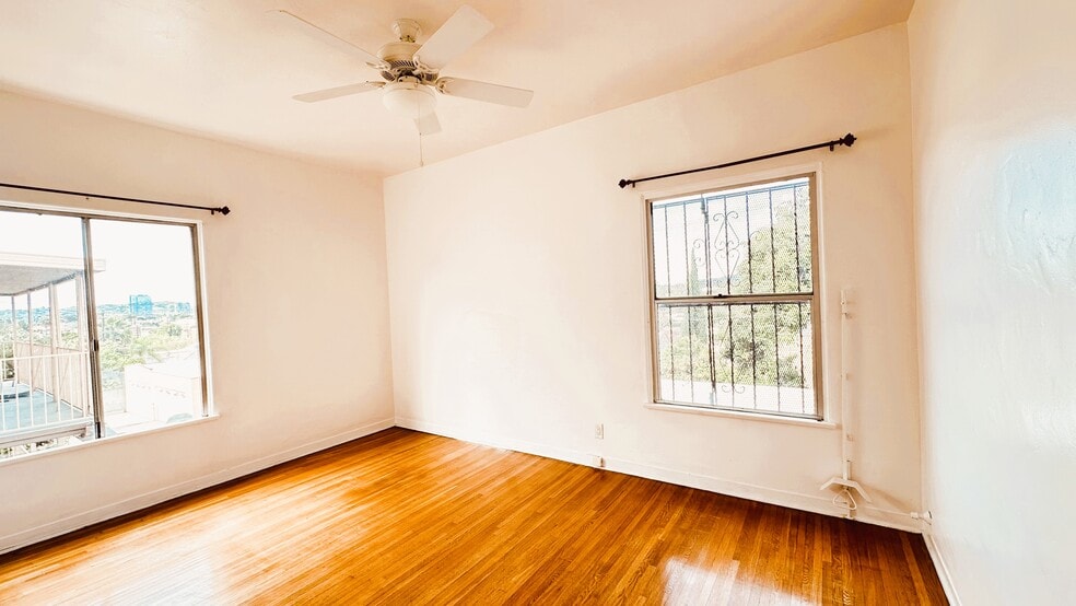 Building Photo - 1609 1/2 S Sierra Bonita Ave