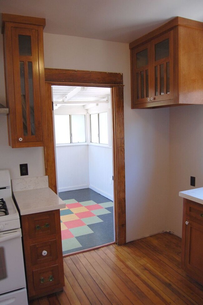 Building Photo - FIGUEROA