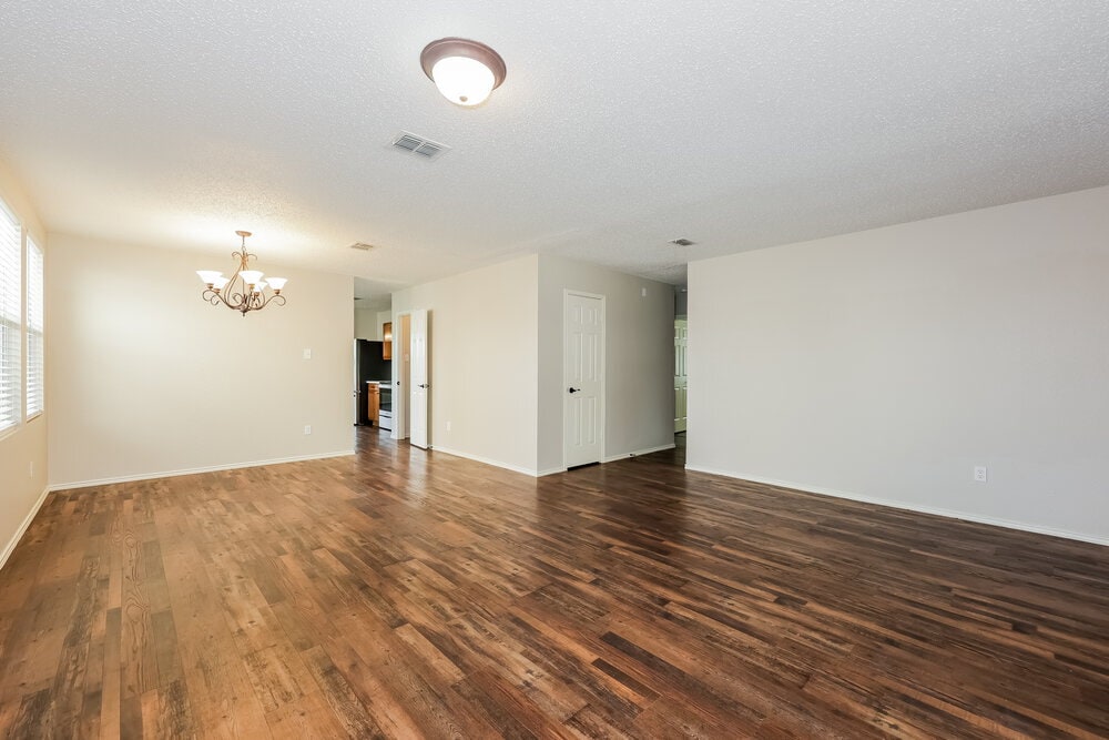 Building Photo - 3845 German Pointer Way
