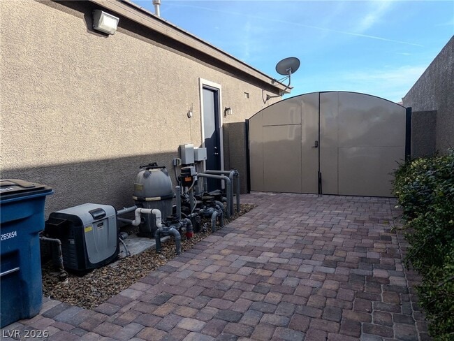 Building Photo - 9706 Yellow Shadow Ave