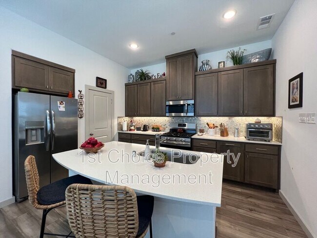 Building Photo - 6436 Northern Dancer Dr