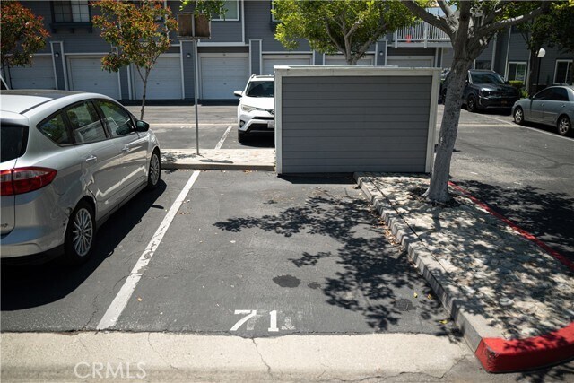 Building Photo - 225 Evergreen Ct