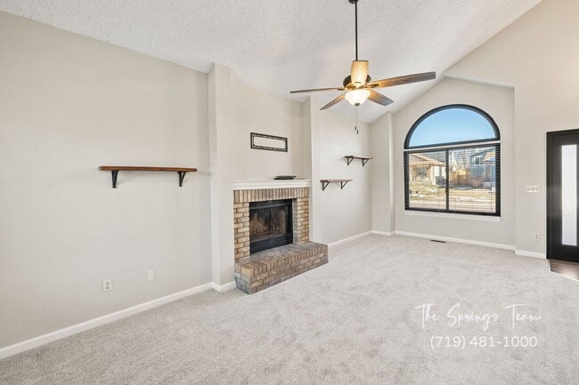 Building Photo - 2770 Richmond Dr