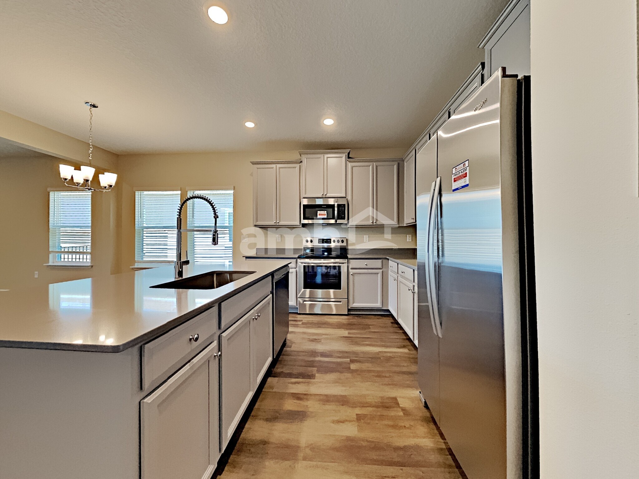 Building Photo - 300 Anastasia Park Rd