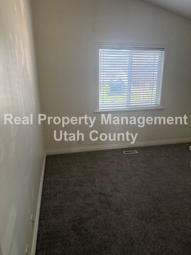 Building Photo - New Lower Price! Large Home in Lehi!