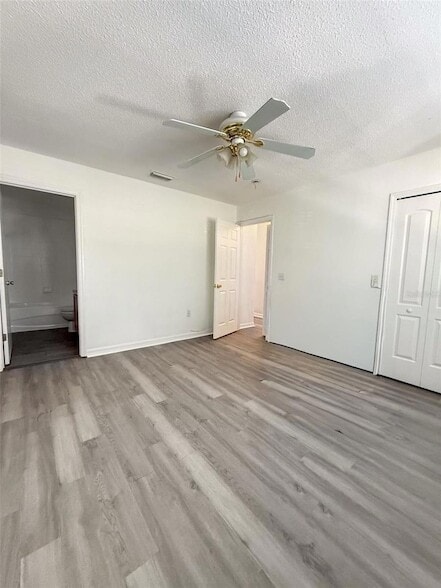 Building Photo - 7328 E Bank Dr