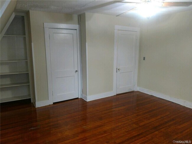 Building Photo - 22 Fostoria St