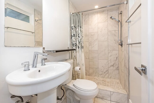 Building Photo - Remodeled Alta Mesa home with Mountain and City Views!