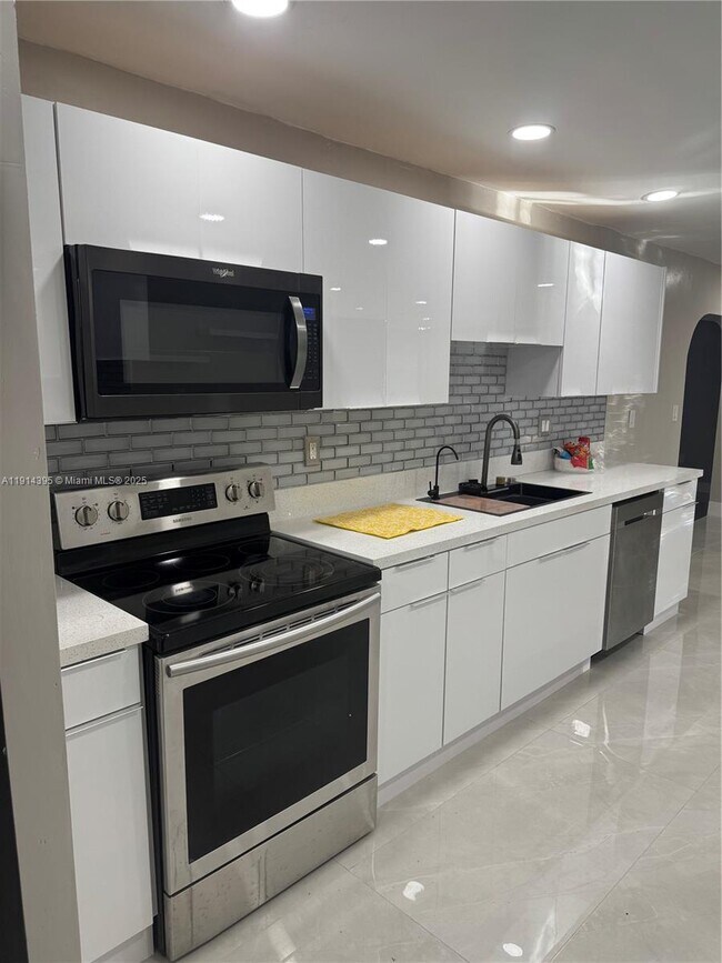 Building Photo - 22105 SW 113th Pl