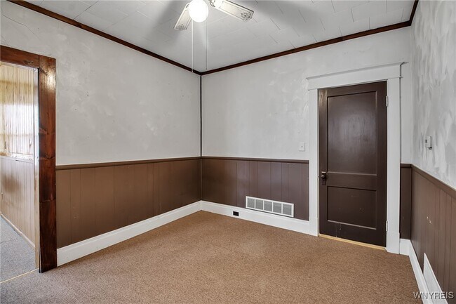 Building Photo - 314 Abbott Rd