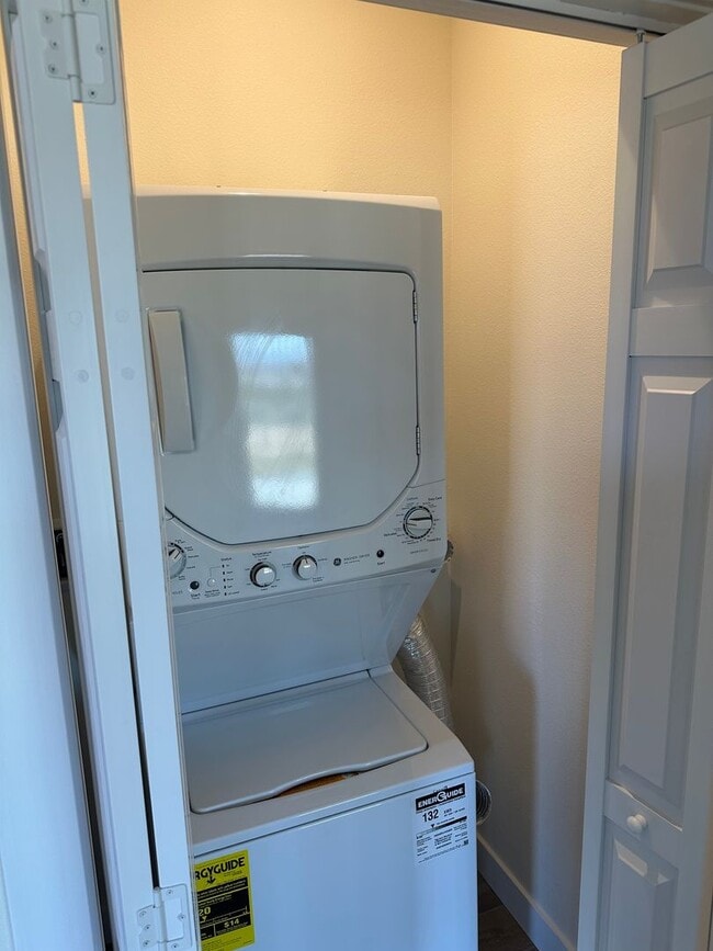 Building Photo - BRAND NEW PREMIUM APPLE VALLEY HOME