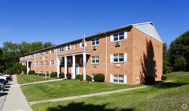 Presidential Arms - Apartments at North Park