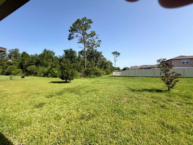 Building Photo - 30561 Gilbern Rd