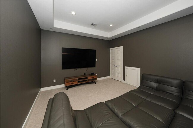 Building Photo - 413 Stratus View Ct