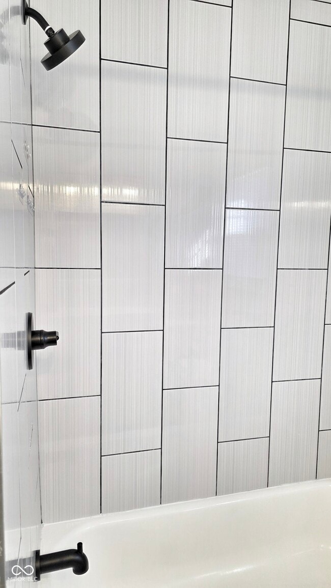 Building Photo - 4136 E Pleasant Run Parkway North Dr