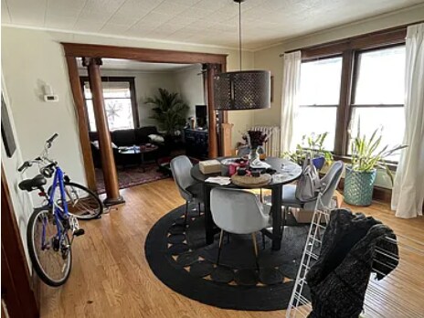 Building Photo - 3332 Grand Ave S