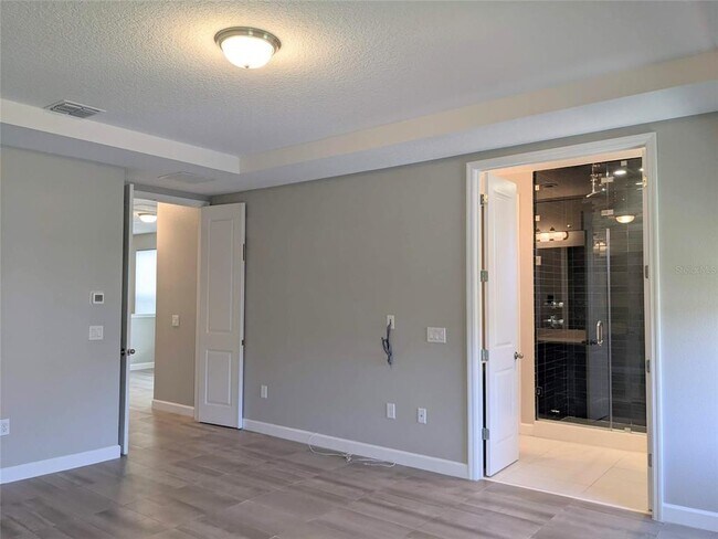 Building Photo - 11531 Charnock Dr