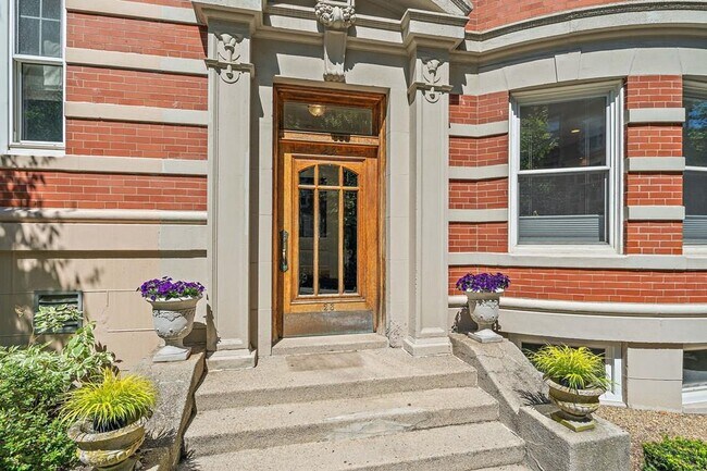 Building Photo - 23 Claflin Rd