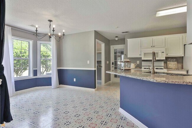 Building Photo - 100 Riverside Walk