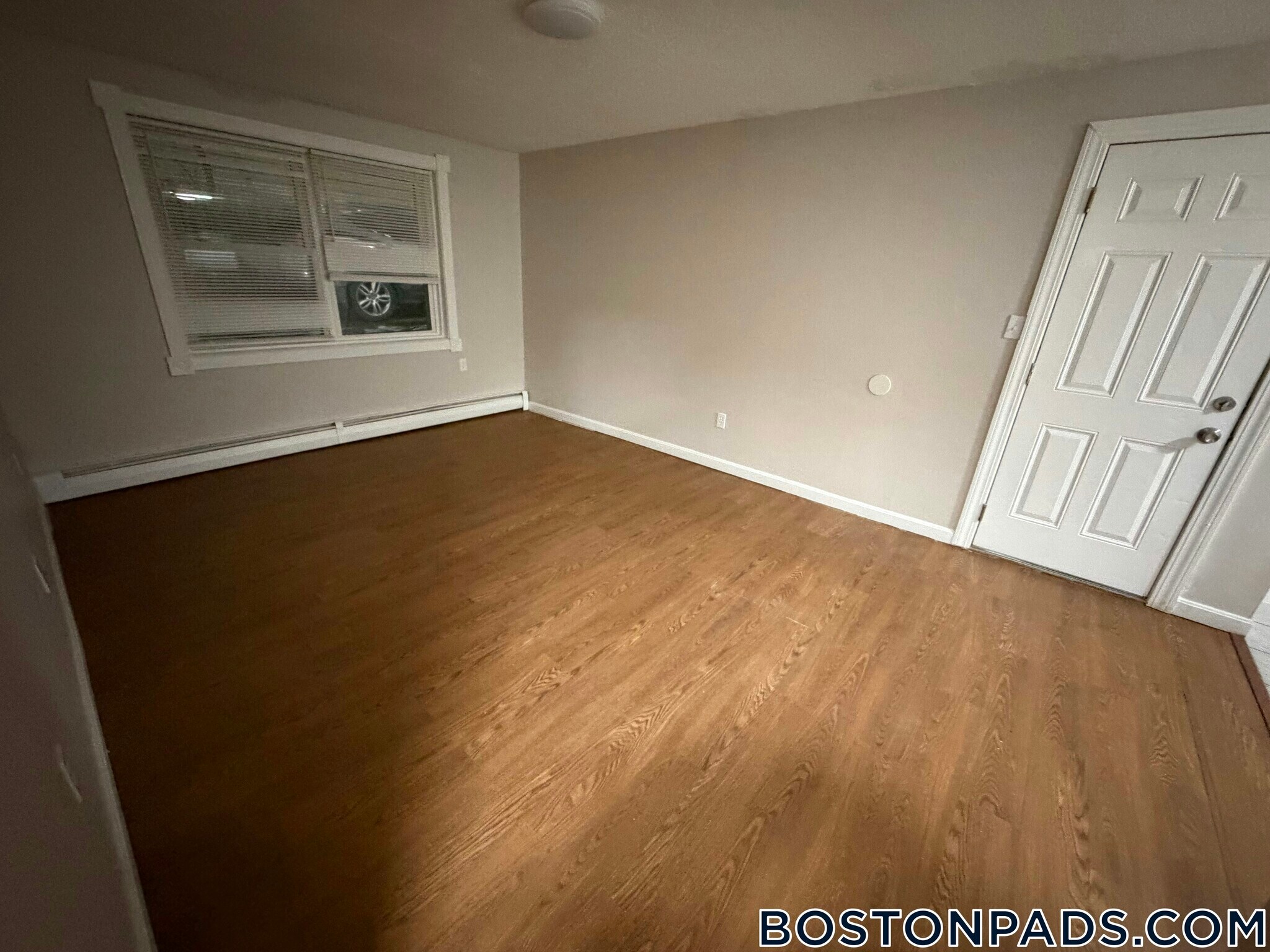 Building Photo - 18 Belmont St