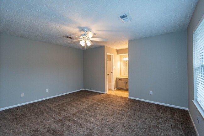 Building Photo - 20515 Broadsky Dr