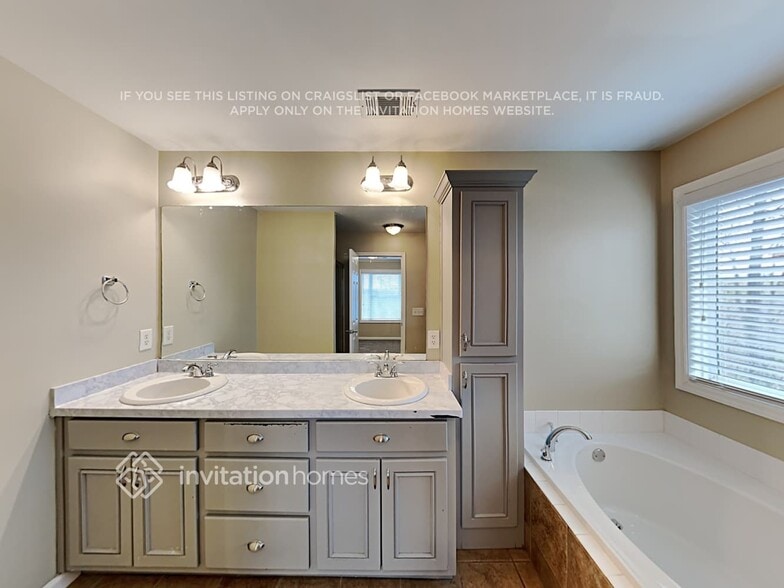 Building Photo - 415 Oakwind Dr