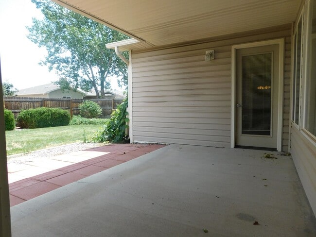 Building Photo - Home in Dove Creek Subdivision