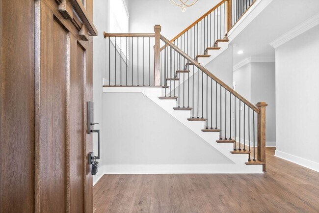 Building Photo - 1065 Veridian Dr