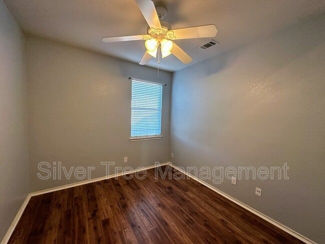 Building Photo - 420 Donagon Ct