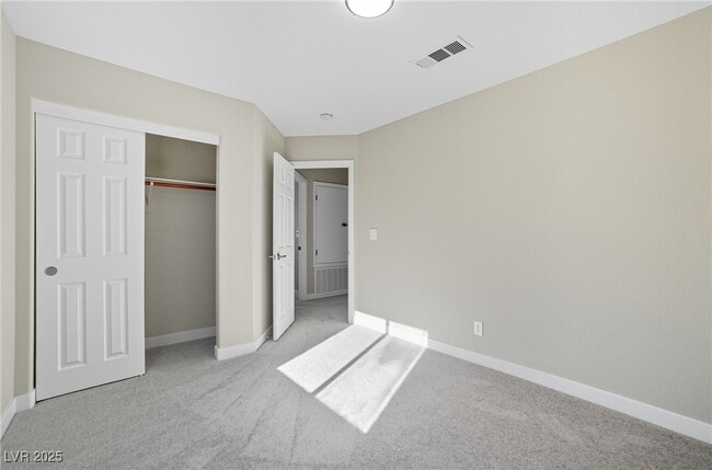 Building Photo - 2736 Crystal Beach Dr