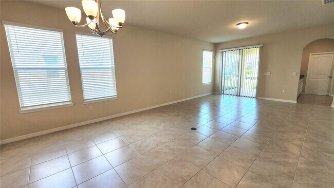 Building Photo - 16749 Harper Cove Dr