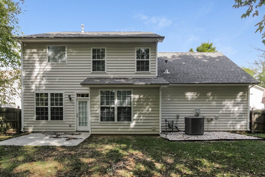 Building Photo - 12160 Old Willow Rd