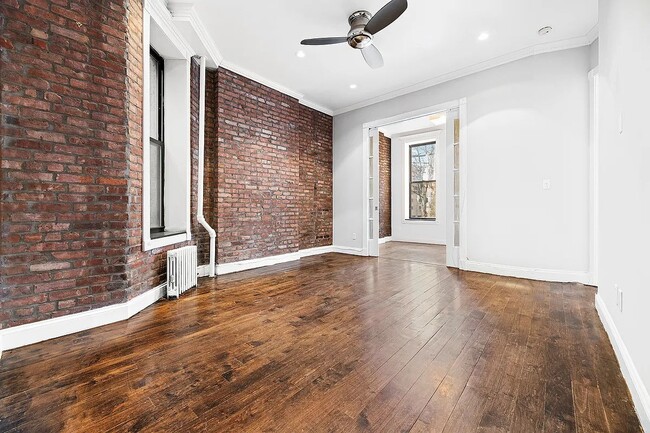 Building Photo - 248 Mott Street