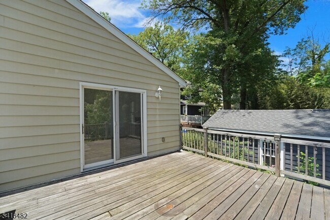 Building Photo - 36 Dunnell Rd