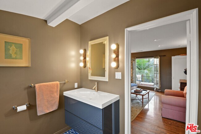 Building Photo - 6717 Whitley Terrace