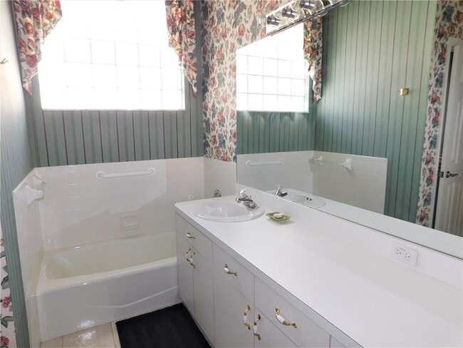 Building Photo - 5107 Pinnacle Dr