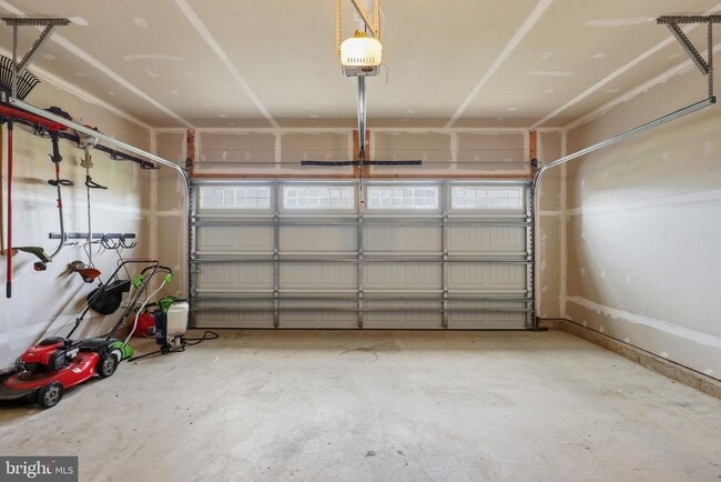 Building Photo - 35422 Quail Meadow Ln