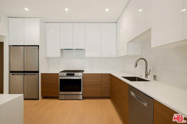 Building Photo - 10630 Wilkins Ave