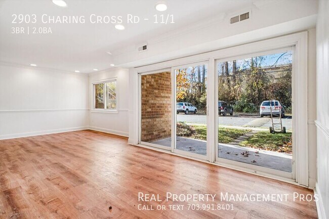 Building Photo - 2903 Charing Cross Rd