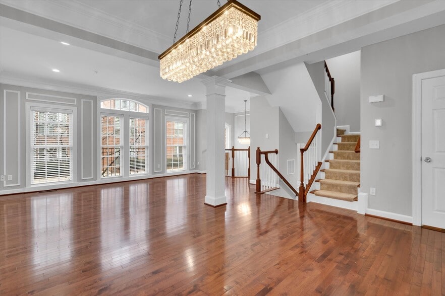 Building Photo - 7974 Vigne Ct