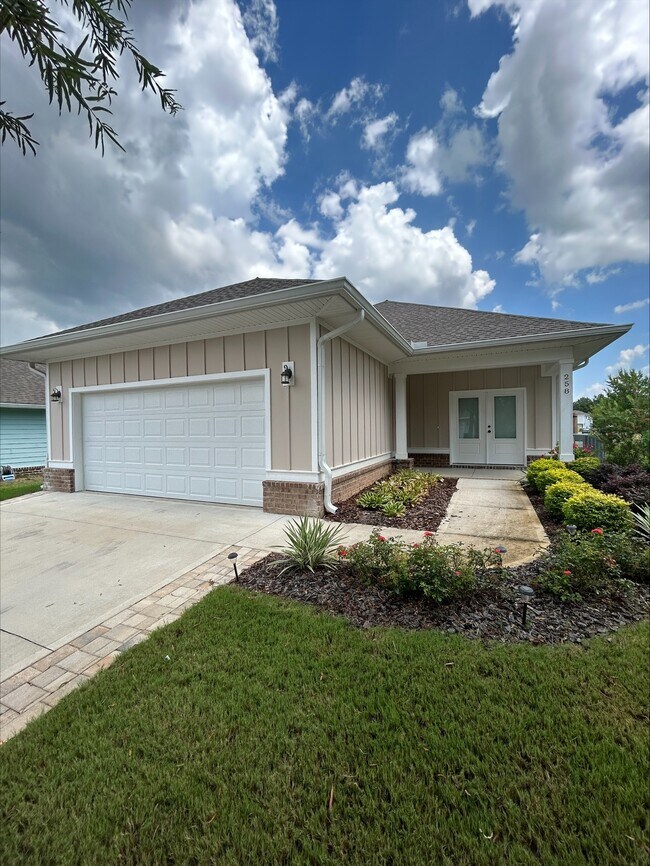 258 Marsh Landing S 258 Marsh Landing S Freeport FL 32439 Apartment