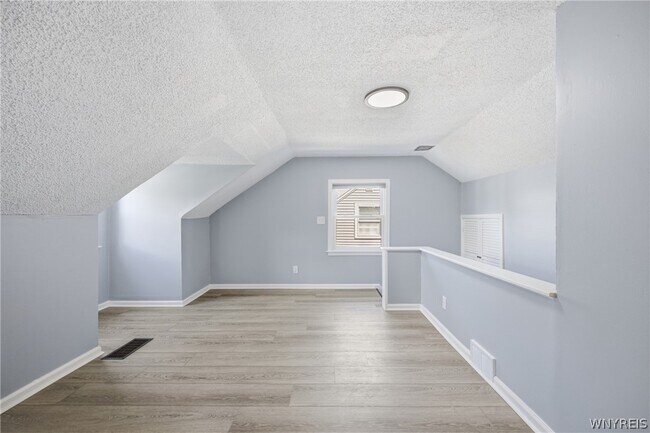 Building Photo - 1257 Brighton Rd