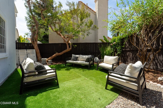 Building Photo - 4365 Oak Glen St
