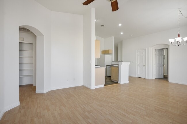Building Photo - 3312 Speckle Summer Pl