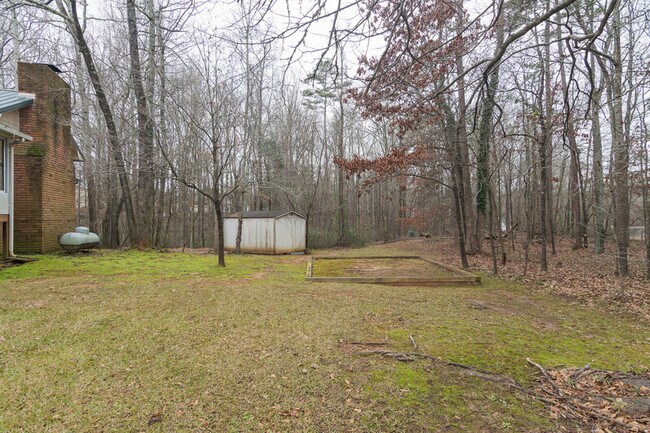 Building Photo - 1060 Windbrooke Ct