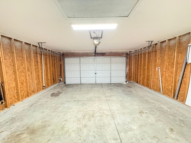 Building Photo - WELCOME TO MILLCREEK(CYPRESS RIDGE)