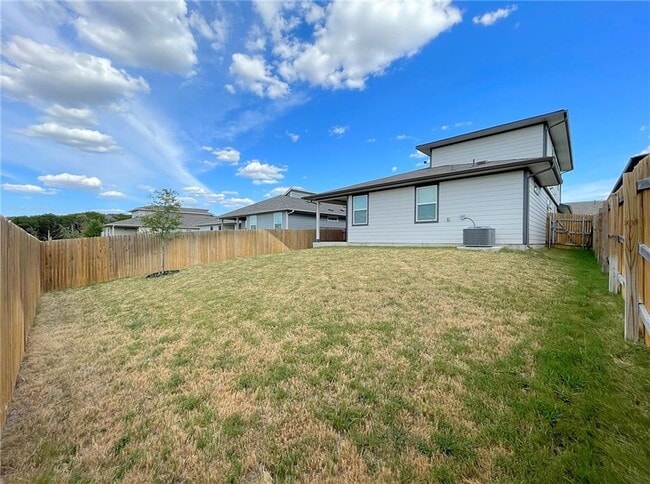 Building Photo - 2316 Clemence Ln